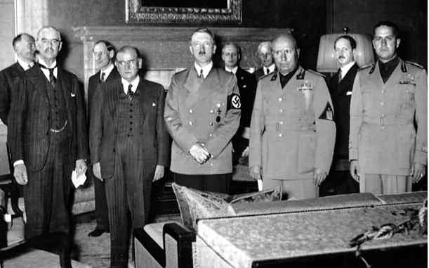 Die Unterzeichner: Neville Chamberlain, douard Daladier, Adolf Hitler und Benito Mussolini (v.l.)