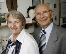Sie kümmerten sich viele Jahre um den Erhalt der Angerapper Heimatstube. Horst und Eva Preuß im Jahr 2008.